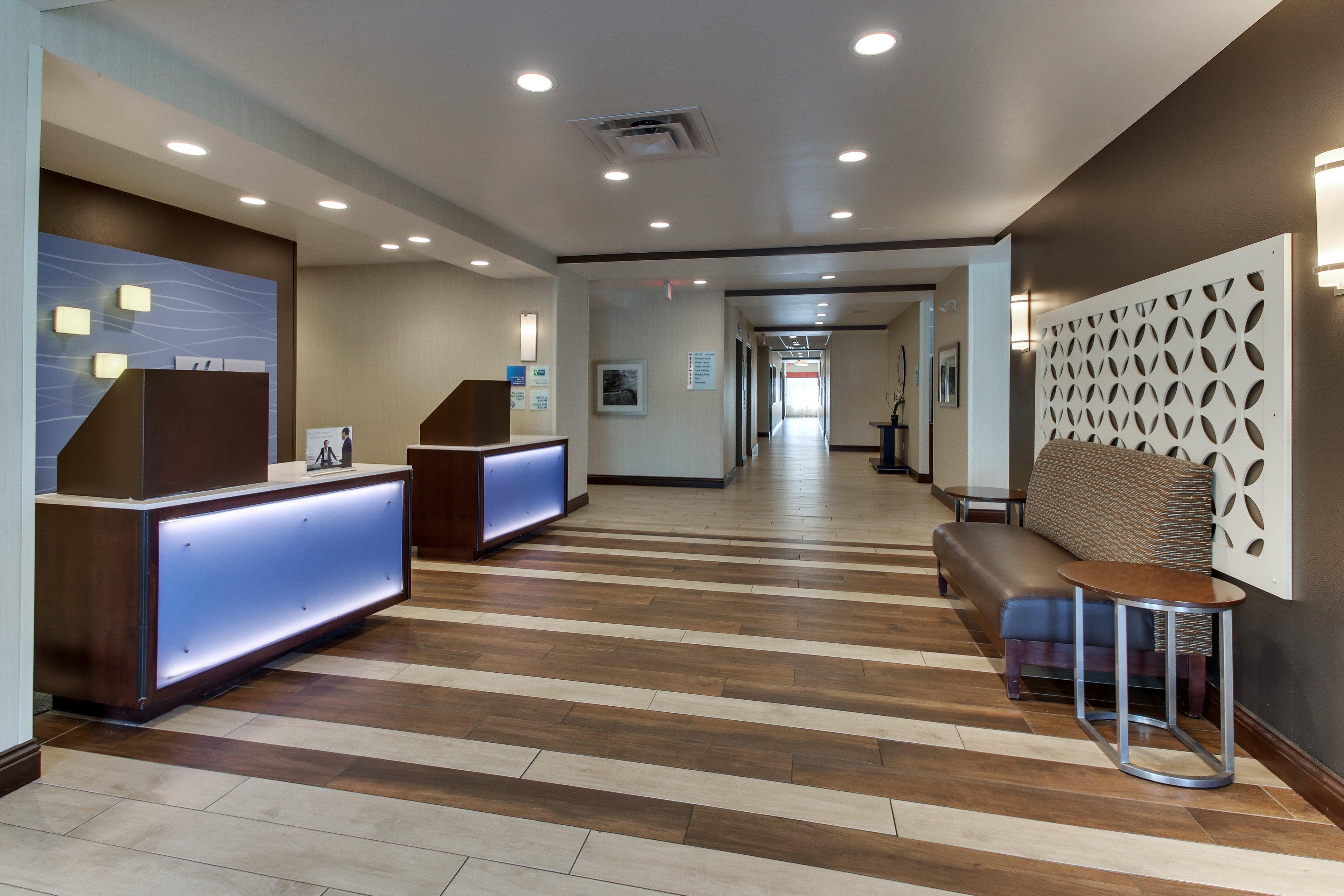 Holiday Inn Express & Suites Cheektowaga North East By Ihg מראה חיצוני תמונה